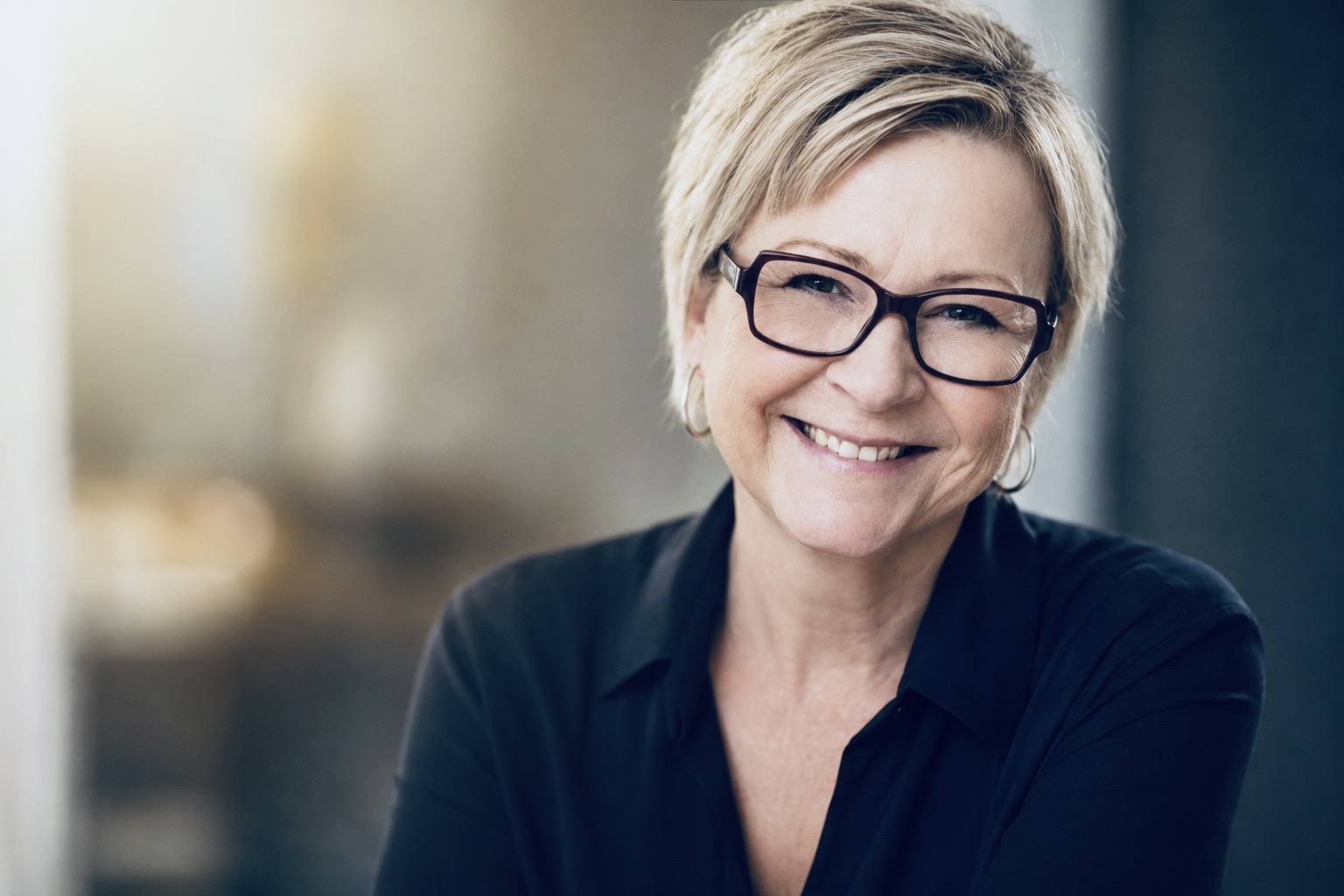 Astrid Oldfield, Führungscoachin bei FührungswerkFrau, im Gespräch mit einer Klientin